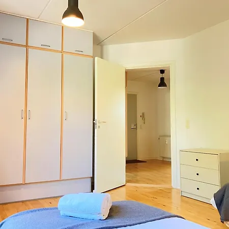 Two-bedroom Located In The Charming Of アパート *